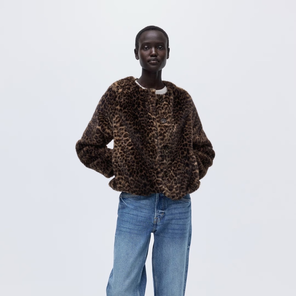 H&M Leopard Print Faux Fur Cropped Collarless Jacket - Picture 3 of 10